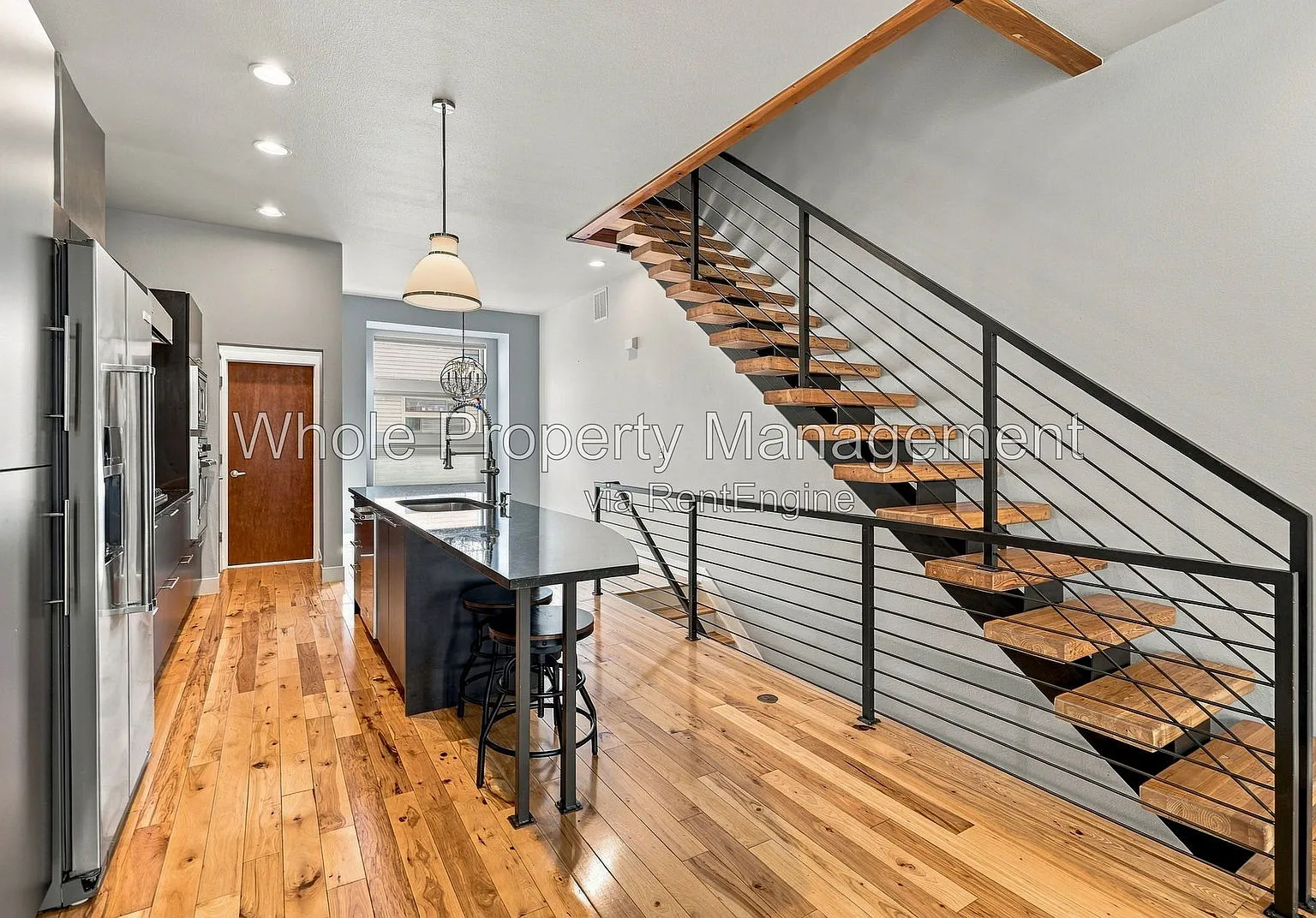 2 bed, 4.0 bath, 1452 sqft, $3,000 — Photo 3