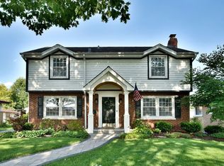 949 S Euclid Ave, Elmhurst, IL 60126