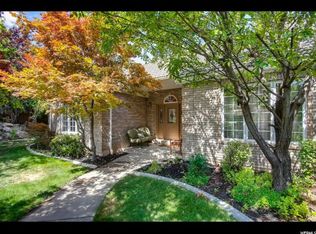 1009 E Ben Lomond Ave, South Ogden, UT 84403
