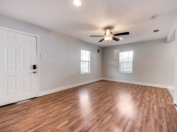 3rd image of 219 Red Wing Dr