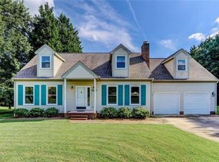 7617 Middle Dr, Greensboro, NC 27409
