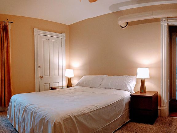 3rd image of 122 W 32nd St #2