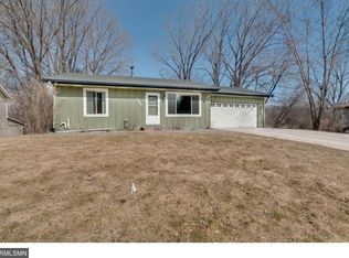 11390 Red Fox Dr N, Maple Grove, MN 55369