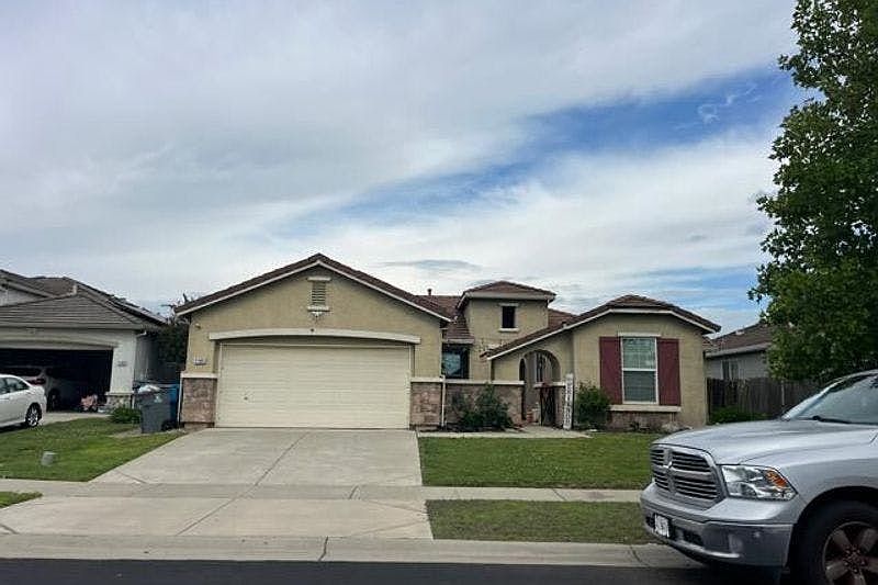 1st image of 1185 Sabine Ct