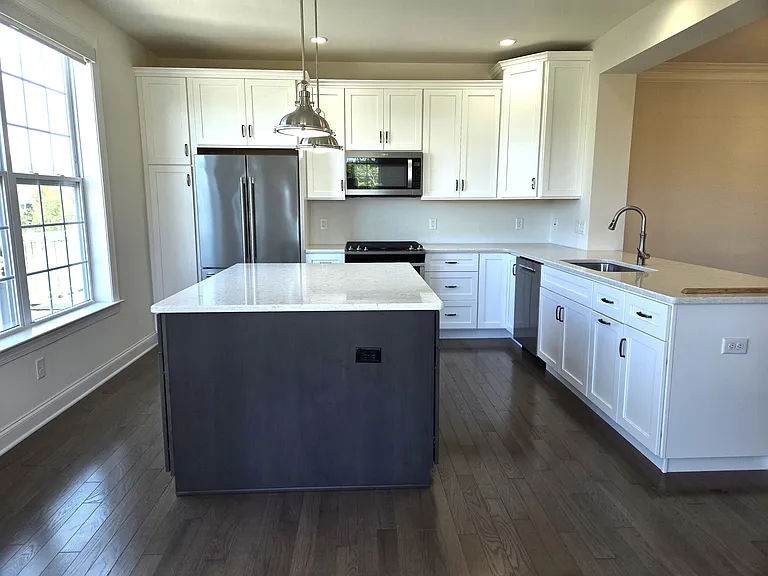 33 Moorland Dr — Photo 5