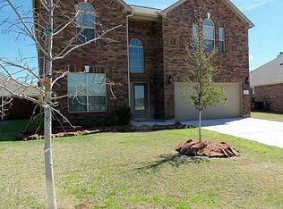 813 Olive Ct, Burleson, TX 76028