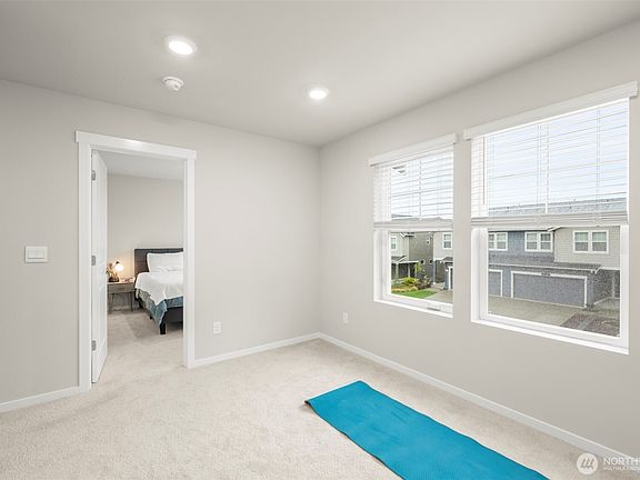 5th image of 731 NE Cabot Lane