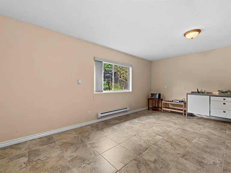 7080 Lucas Rd — Photo 2