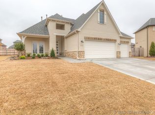 118 E 129th Pl, Jenks, OK 74037