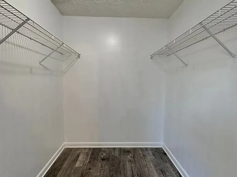 2021 N Sizer Ave #L — Photo 52