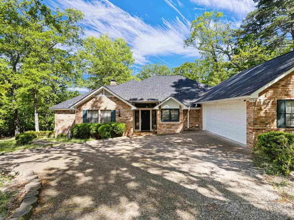 177 Paint Rock Point, Holly Lake Ranch, TX 75765