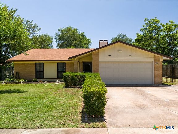 2nd image of 114 Margarita Dr