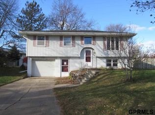 4628 N 130th Cir, Omaha, NE 68164