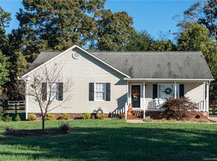 2642 Goldrush Dr, Lincolnton, NC 28092