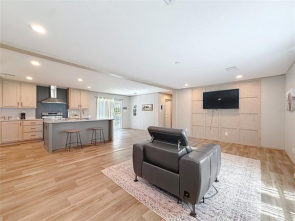 4th image of 13655 SE 25th Ave