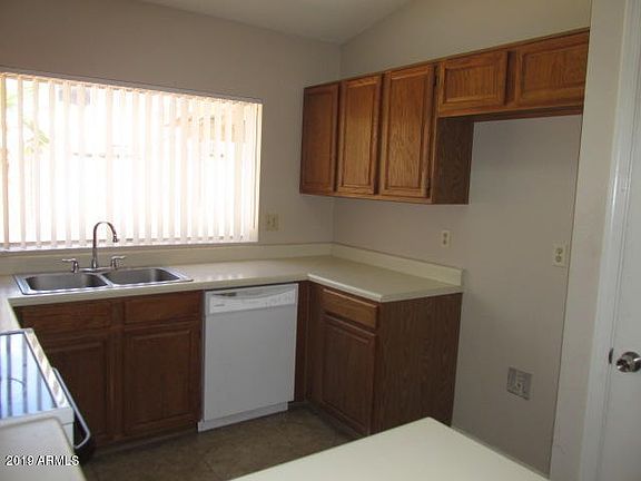 3rd image of 1232 E Juanita Ave