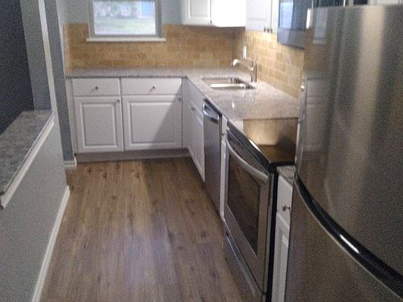 3rd image of 6701 SW Beta Ave APT C