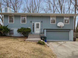 3317 Shamrock Dr, Iowa City, IA 52245
