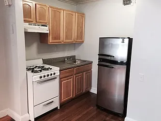 Rented by Premier Metro Realty Corp