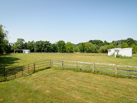 3rd image of 20 Taylor Rd