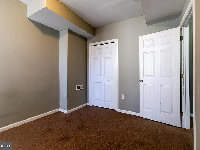 1706 N Willington St — Photo 38