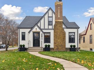 1560 Holton St, Saint Paul, MN 55108
