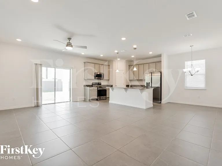 1264 Spokane Point — Photo 3