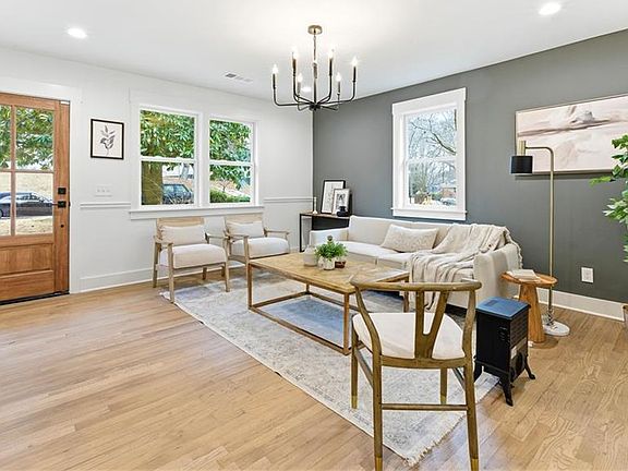 4th image of 1903 Wildwood Dr