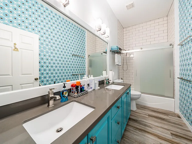 5121 NW 76th Ln — Photo 24