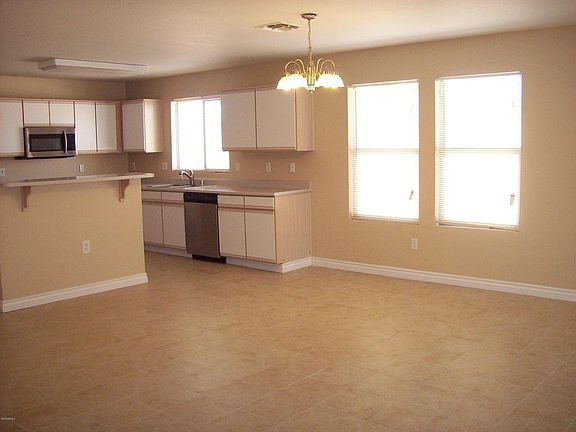 4th image of 13658 W Fargo Dr