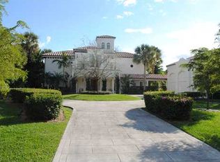 2418 Golf Brook Dr, Wellington, FL 33414