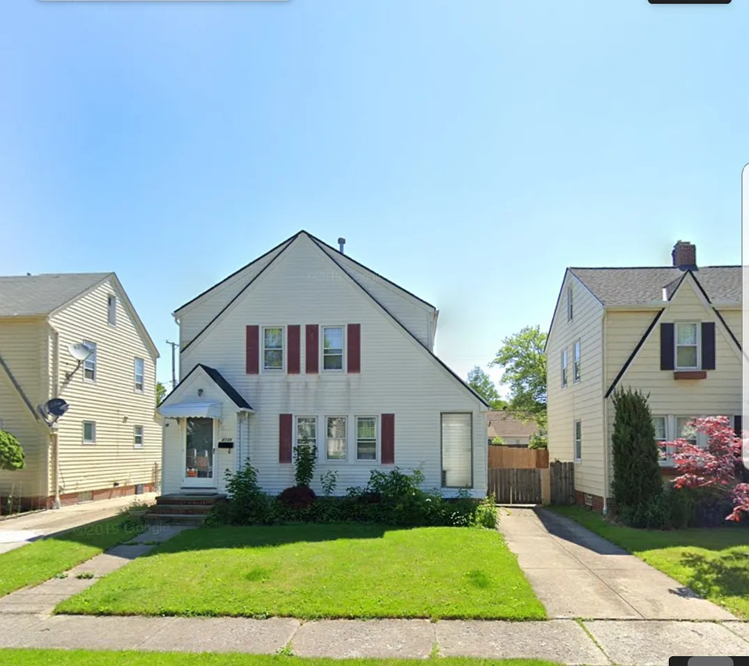 4139 W 161st St photo 1