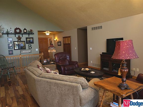 3rd image of 10931 Lariat Ln