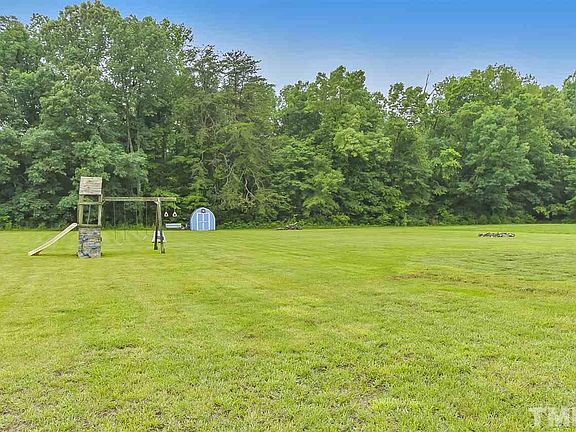 3rd image of 2517 Foxfire Ln
