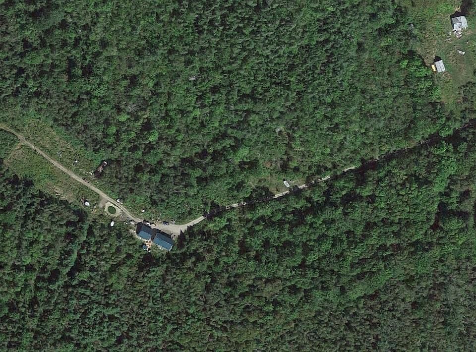 2nd image of 165 Marion Station Rd