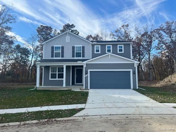 9188 Dogwood Ct, Dexter, MI 48130