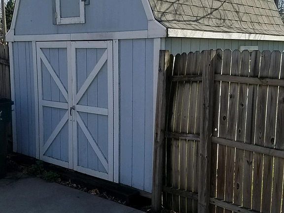 5th image of 1916 Ferndale Ave