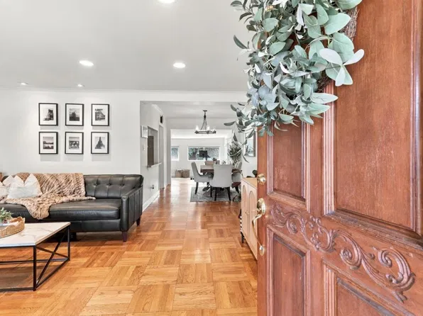 3726 Branson Dr, San Mateo, CA 94403