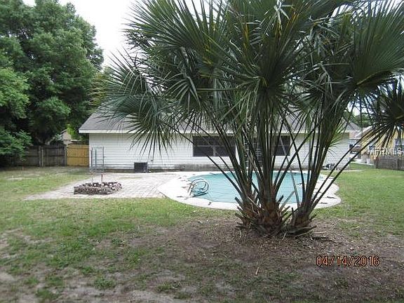 3rd image of 5423 Blue Grass St