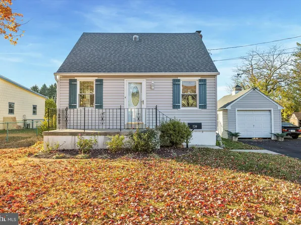 134 3rd Ave, Broomall, PA 19008
