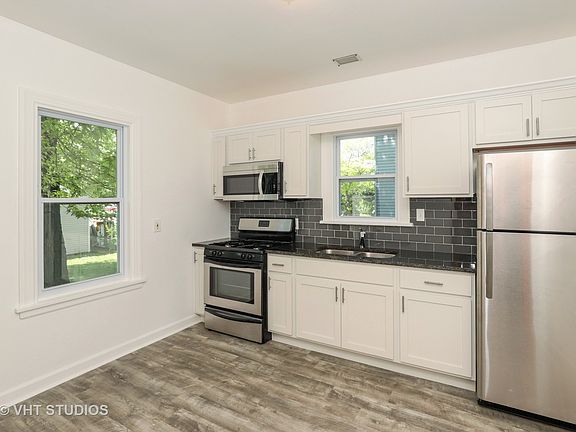 4th image of 1001 Argonne Dr