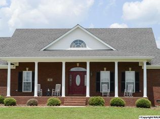 702 Acuff Rd, Gurley, AL 35748