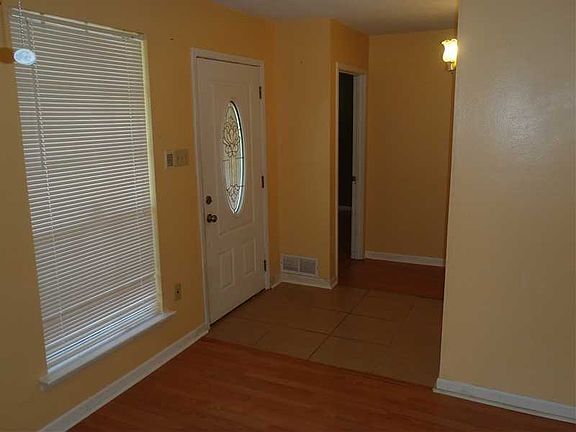4th image of 1616 Giuffrias Ave