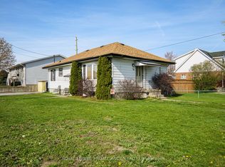84 Heber St, Quinte West, ON K8V 1N3