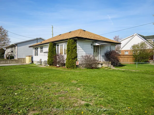 84 Heber St, Quinte West, ON K8V 1N3