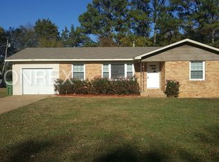 3502 Crestmore Cir NW, Huntsville, AL 35816