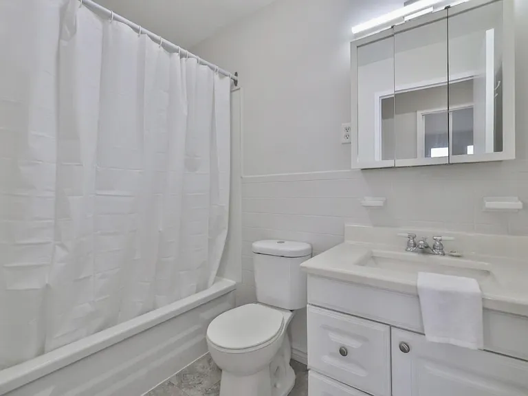 49 Wellington St — Photo 16