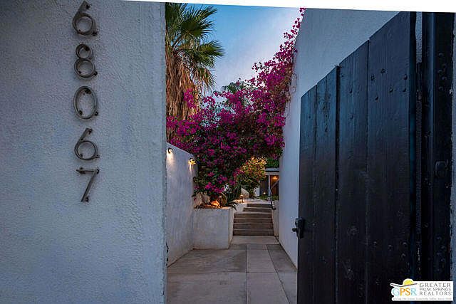 1st image of 68067 Vista Del Valle