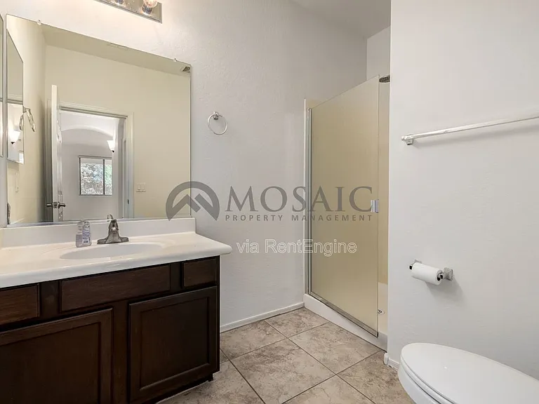 2656 E Boston St — Photo 30