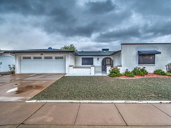 2nd image of 4514 E Catalina Ave